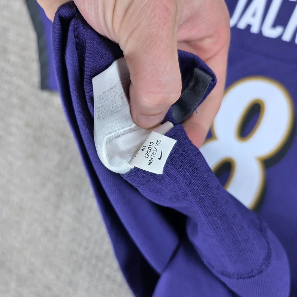 Nike Baltimore Ravens Lamar Jackson 8 NFL Jersey Womens L 14/16 Purple Football
